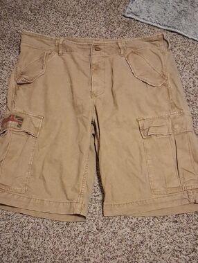 Denim & Supply Ralph Lauren Men's Utility Cargo Shorts in Khaki